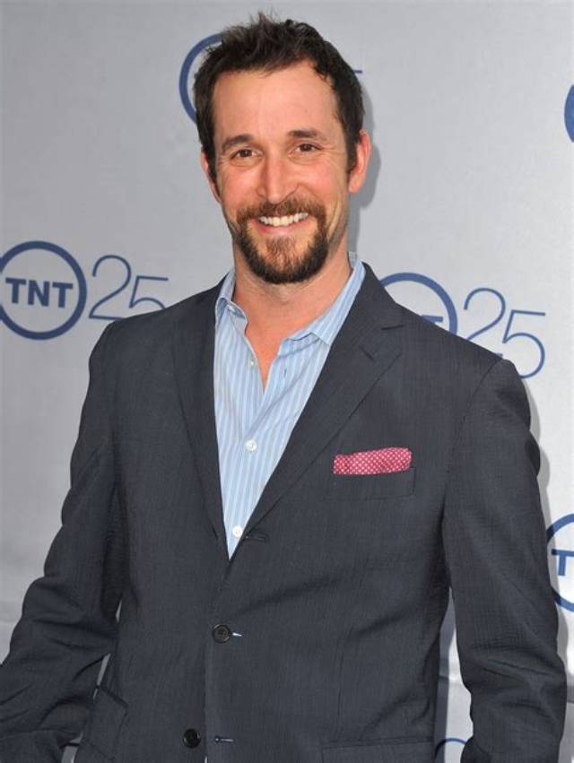 All About Noah Wyle | Net Worth, Relationship, Career